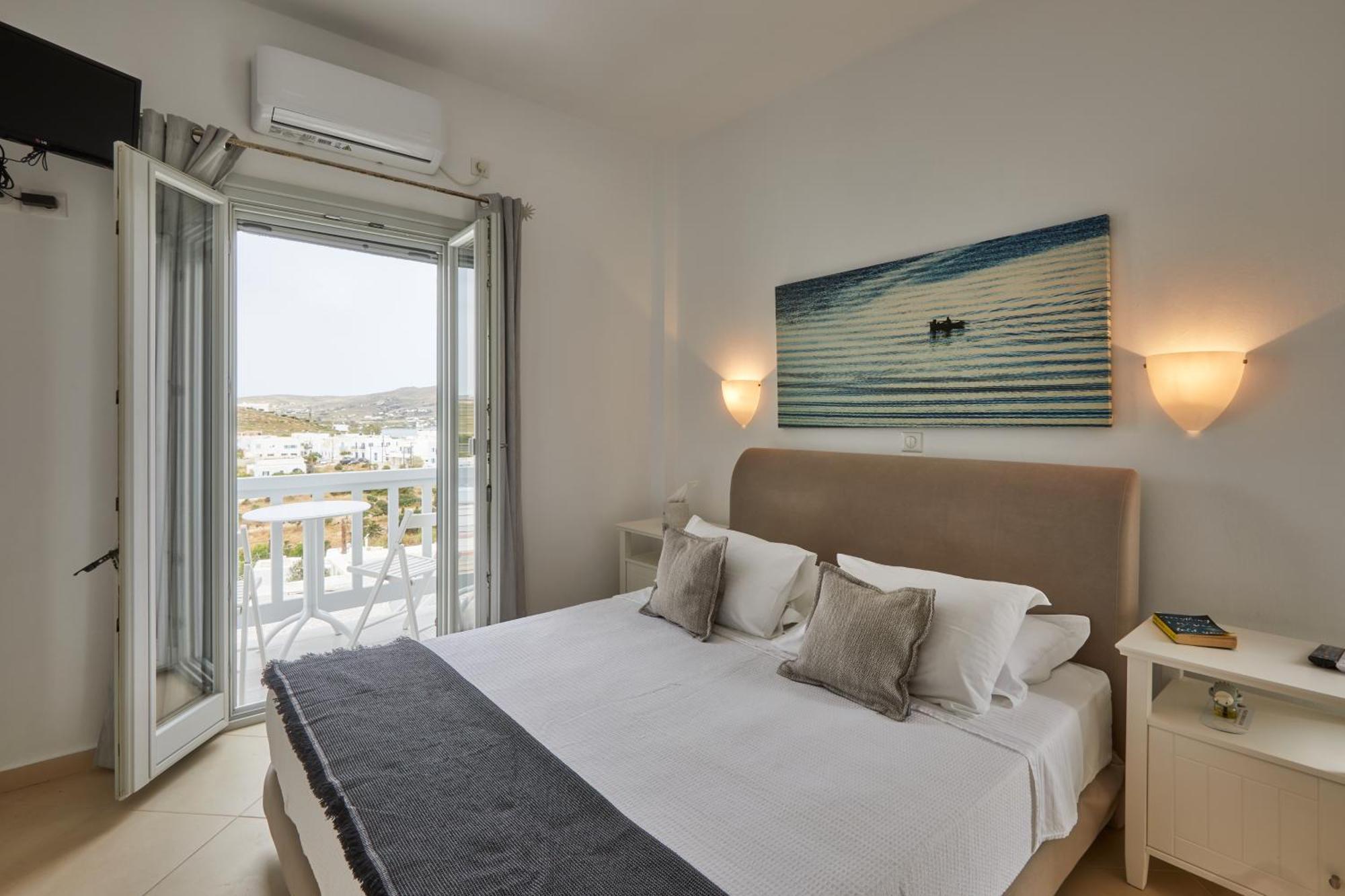 נאוסה Romantica Suites מראה חיצוני תמונה