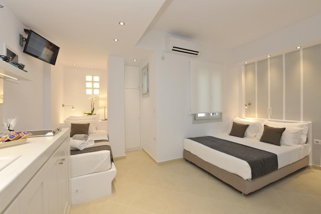נאוסה Romantica Suites חדר תמונה