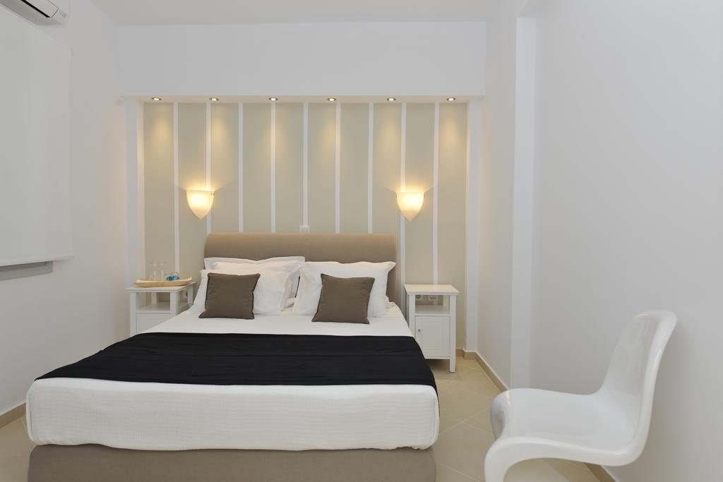 נאוסה Romantica Suites חדר תמונה